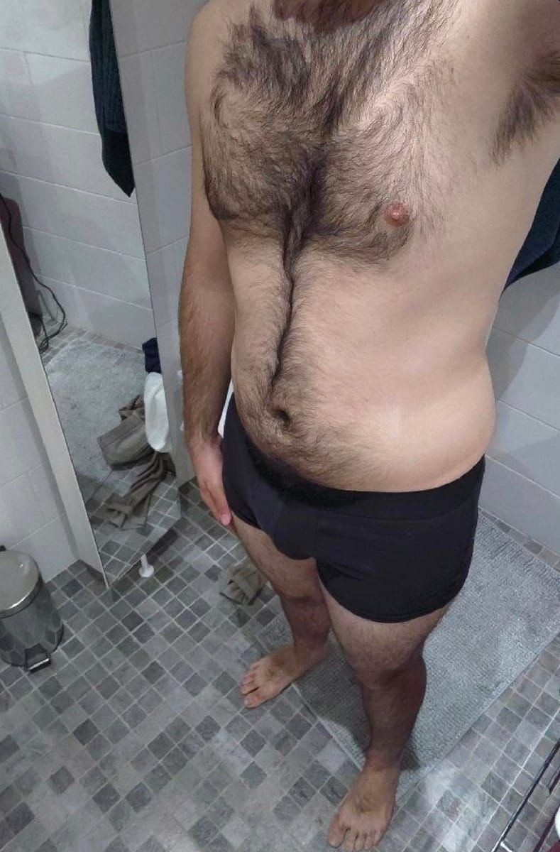 Boubakari - Telegram gay à Melchsee-Frutt Profil de Boubakari, 22 ans, Telegram gay à Melchsee-Frutt (Obwald)