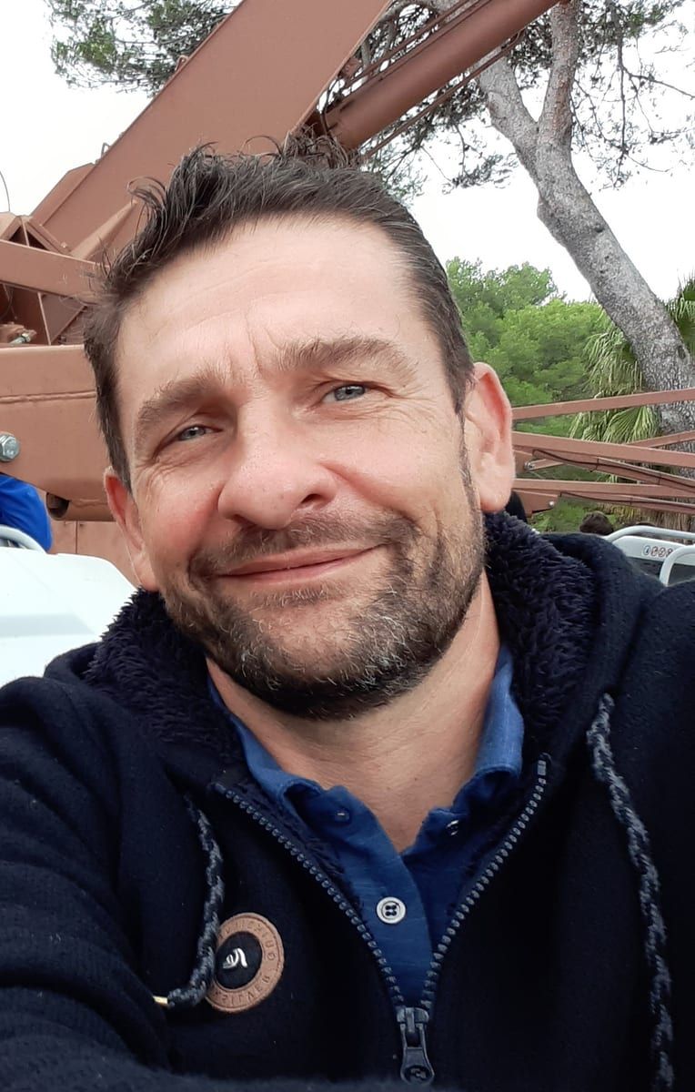 Diya - Telegram gay à Goppenstein Profil de Diya, 26 ans, Telegram gay à Goppenstein (Valais)