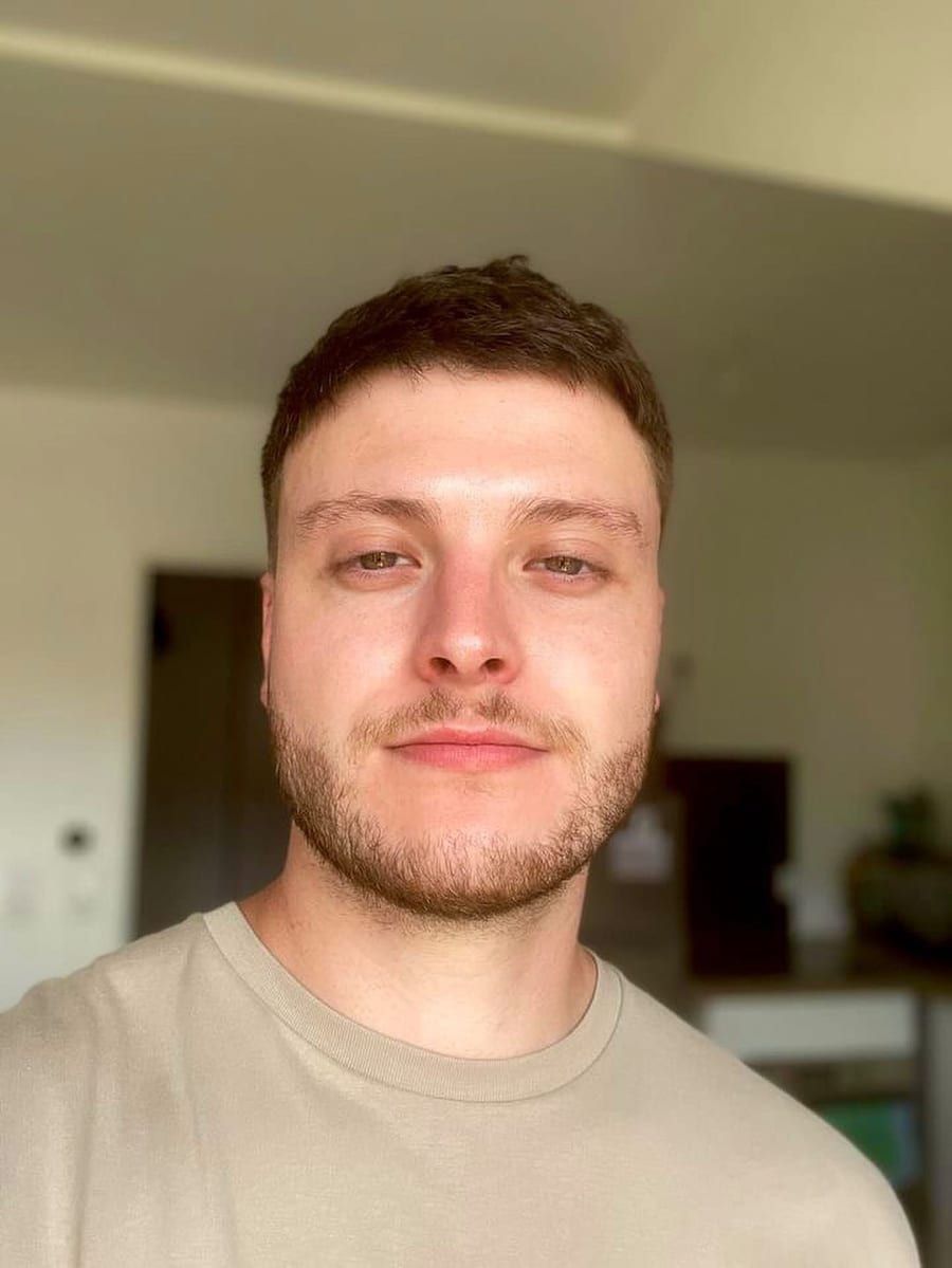 Foussenou - Telegram gay à Busswil BE Profil de Foussenou, 31 ans, Telegram gay à Busswil BE (Berne)