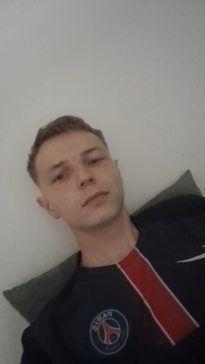 Czeslas - Telegram gay à Wislikofen Profil de Czeslas, 40 ans, Telegram gay à Wislikofen (Argovie)