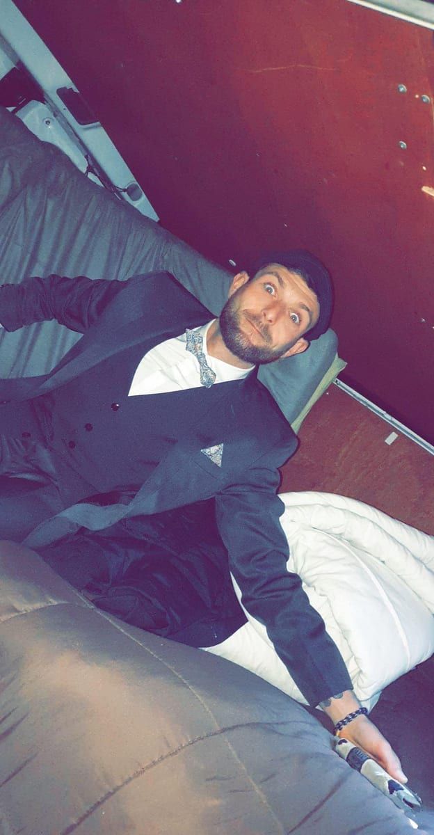 Riaz - Telegram gay à Bollodingen Profil de Riaz, 32 ans, Telegram gay à Bollodingen (Berne)