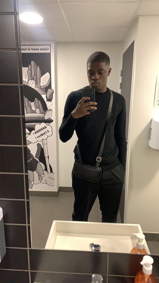 Jiovanny - Telegram gay à Summaprada Profil de Jiovanny, 22 ans, Telegram gay à Summaprada (Grisons)