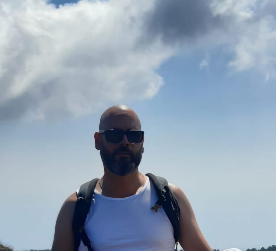 Gabriele - Telegram gay à Dalpe Profil de Gabriele, 35 ans, Telegram gay à Dalpe (Tessin)