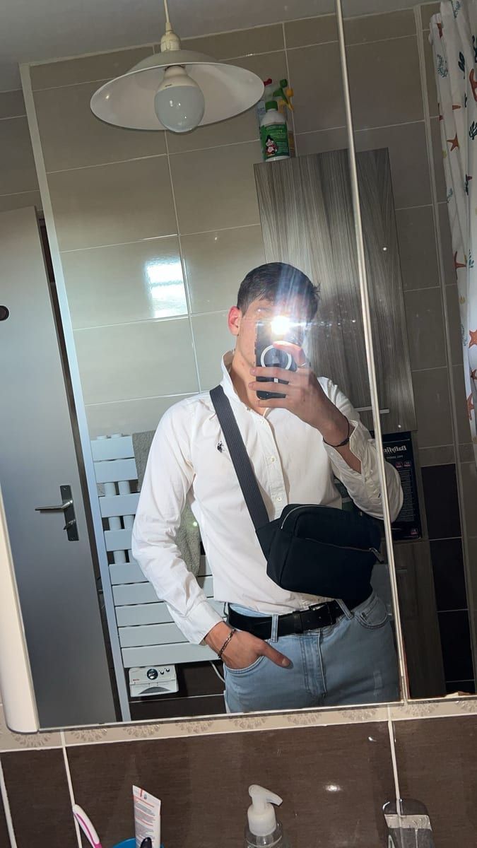 Amelien - Telegram gay à Worben Profil de Amelien, 26 ans, Telegram gay à Worben (Berne)