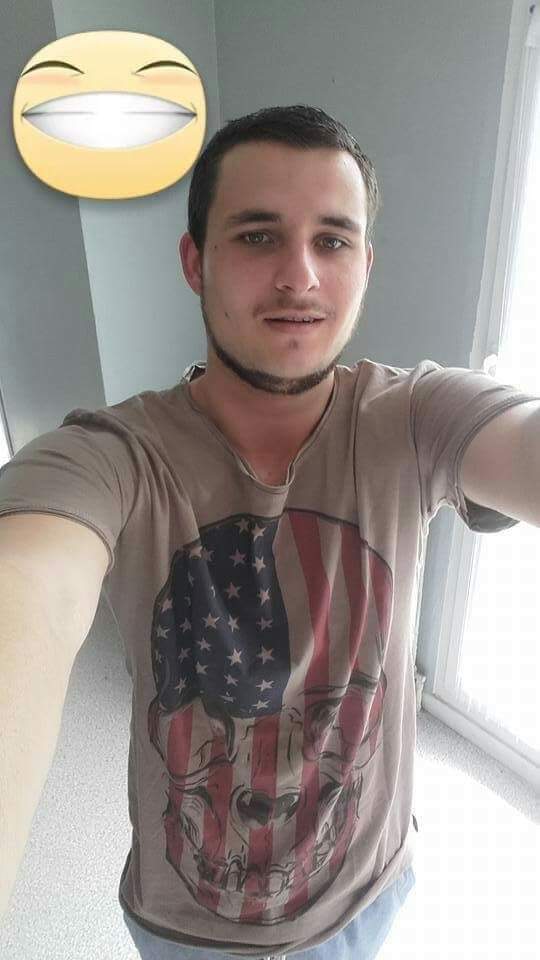 Profil de Elon, 24 ans, Telegram gay à Wilen b. Wil (Thurgovie)