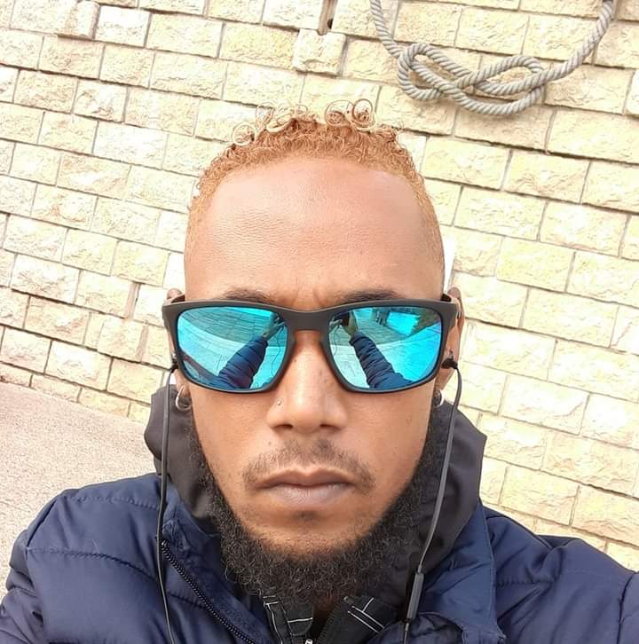 Keran - Telegram gay à Wohlen AG Profil de Keran, 23 ans, Telegram gay à Wohlen AG (Argovie)