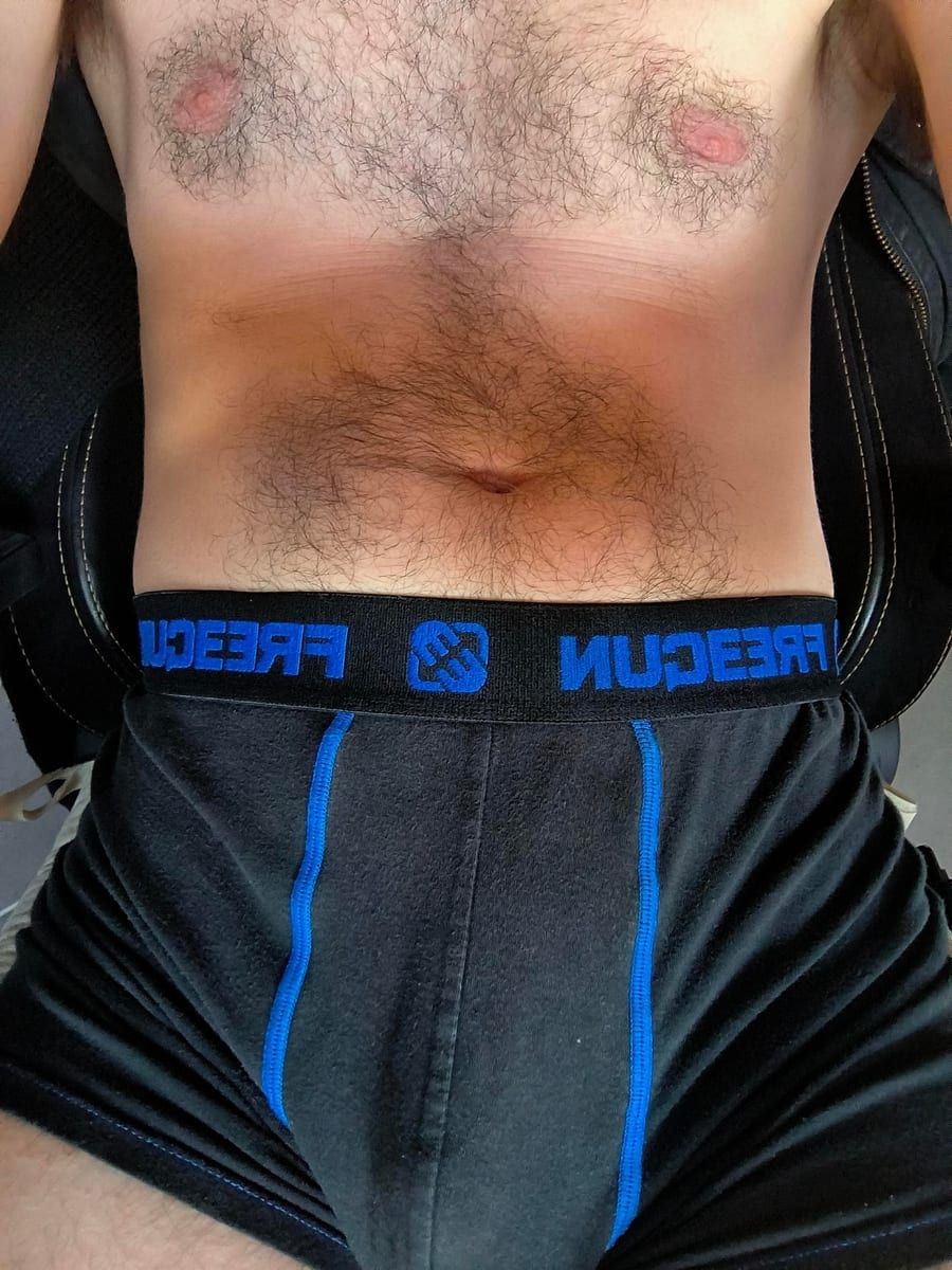 Valentin - Telegram gay à Selzach Profil de Valentin, 23 ans, Telegram gay à Selzach (Soleure)