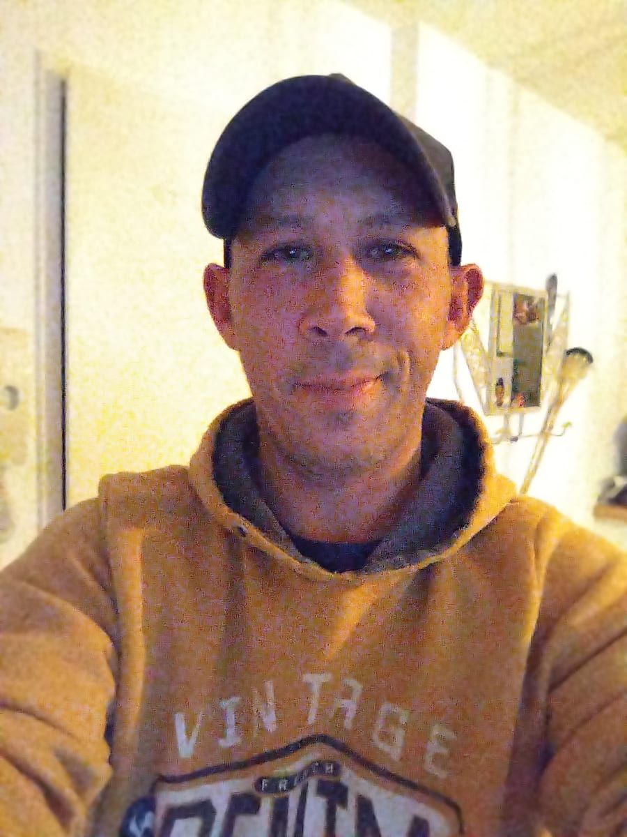 Zacharya - Telegram gay à Ennetbürgen Profil de Zacharya, 41 ans, Telegram gay à Ennetbürgen (Nidwald)