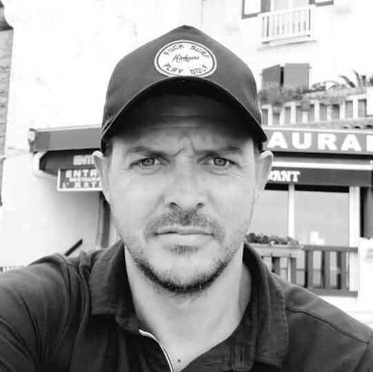 Ilyane - Telegram gay à Mon Profil de Ilyane, 44 ans, Telegram gay à Mon (Grisons)