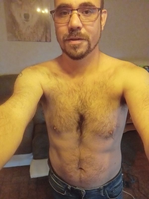 Levis - Telegram gay à Beckenried Profil de Levis, 45 ans, Telegram gay à Beckenried (Nidwald)