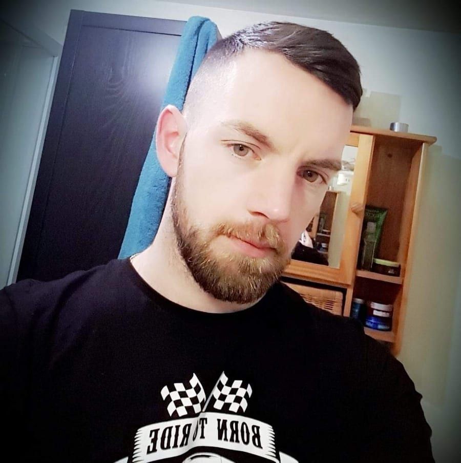 Patient - Telegram gay à Engi Profil de Patient, 44 ans, Telegram gay à Engi (Glaris)