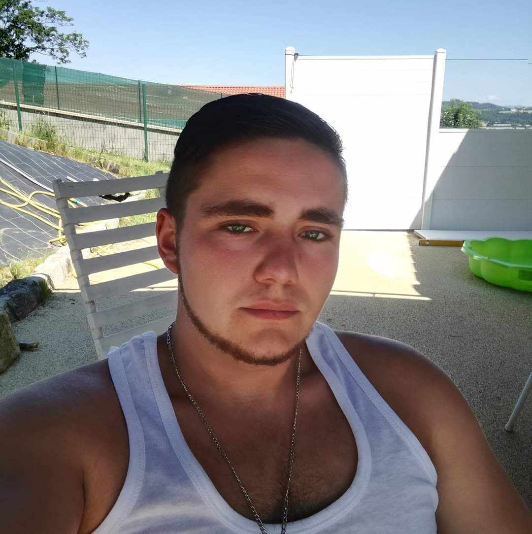 Profil de Elisio, 43 ans, Telegram gay à Brislach (Bâle-Campagne)