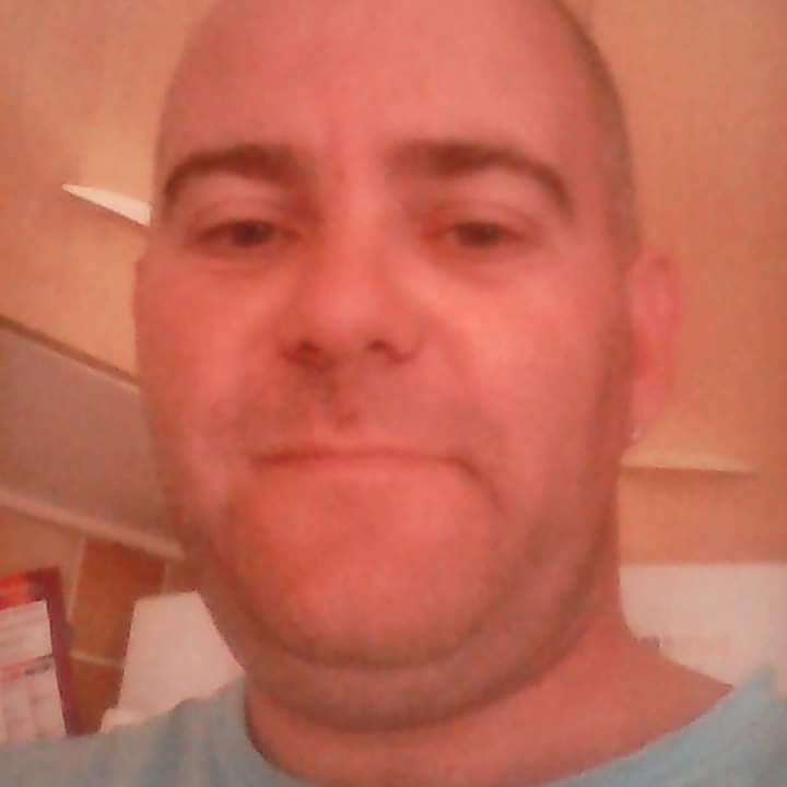 Profil de Mehidi, 32 ans, Telegram gay à Hinterfultigen (Berne)