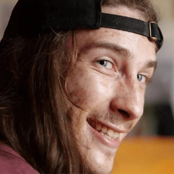 Pie - Telegram gay à Tumegl/Tomils Profil de Pie, 38 ans, Telegram gay à Tumegl/Tomils (Grisons)