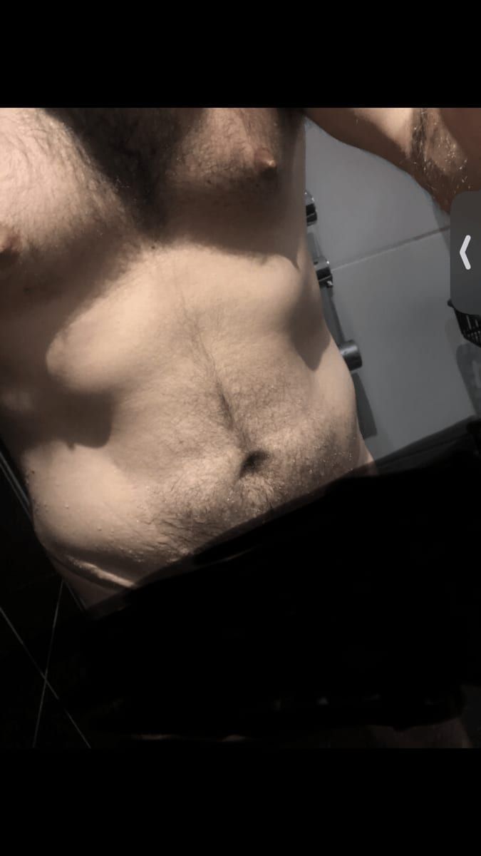 Profil de Saji, 28 ans, Telegram gay à Ernen (Valais)
