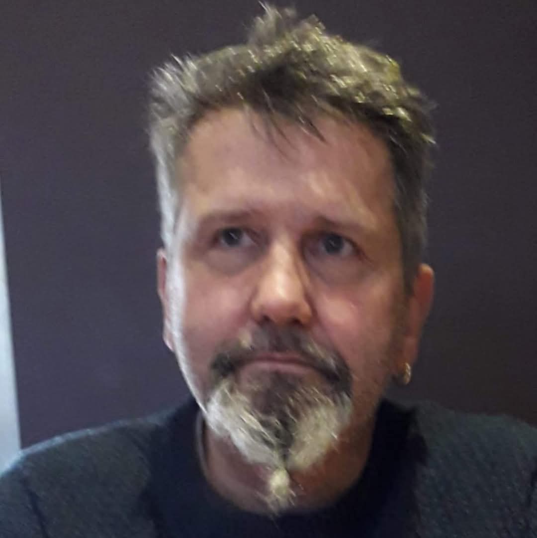 Profil de Issiaka, 36 ans, Telegram gay à Saulcy (Jura)