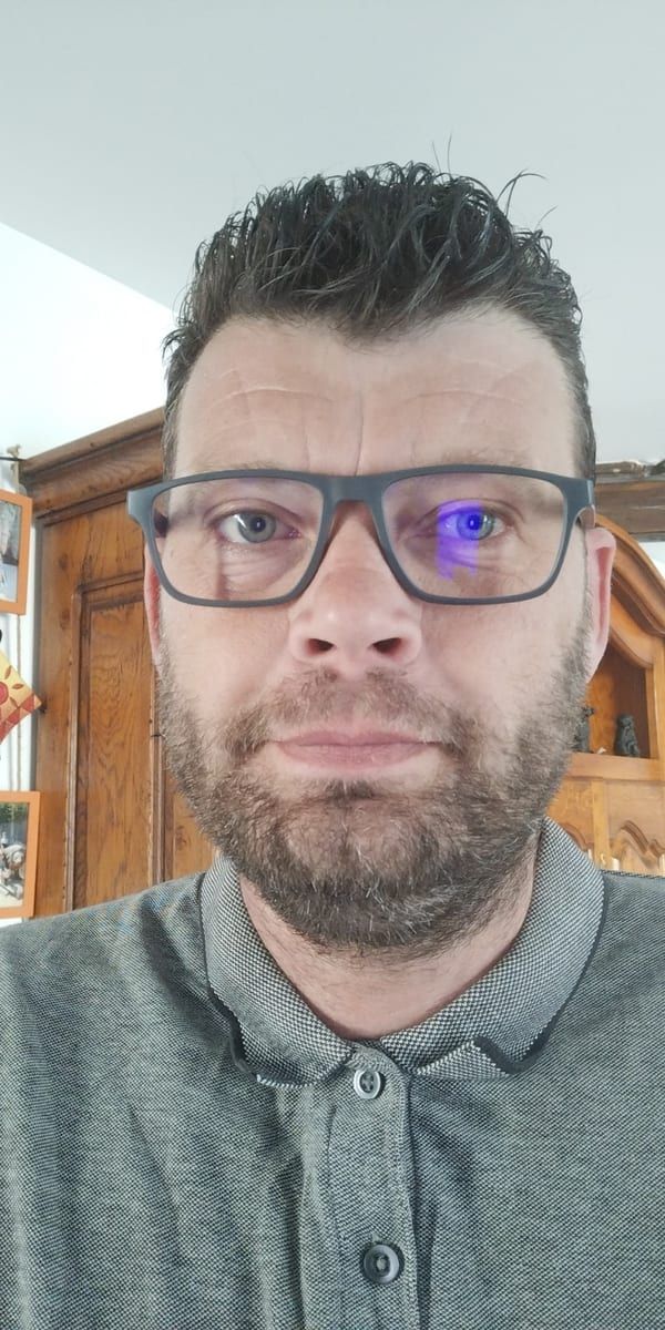 Mateusz - Telegram gay à Neunkirch Profil de Mateusz, 23 ans, Telegram gay à Neunkirch (Schaffhouse)