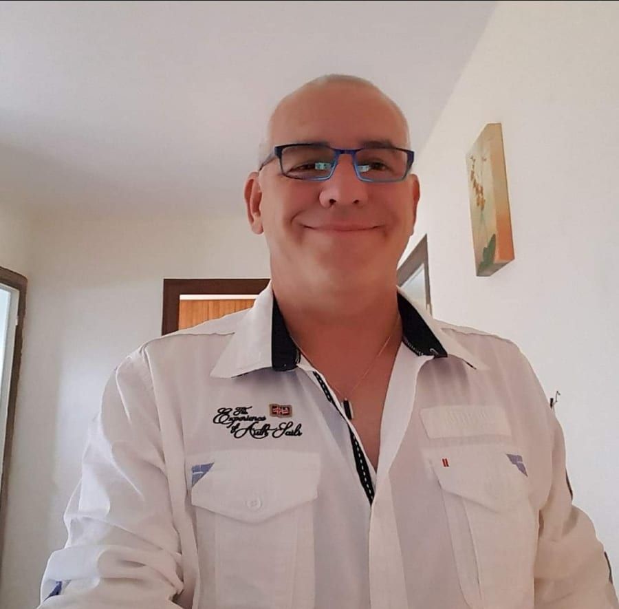 Romain - Telegram gay à Sufers Profil de Romain, 25 ans, Telegram gay à Sufers (Grisons)