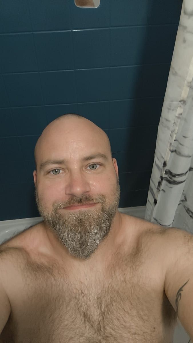 Ken - Telegram gay à Romoos Profil de Ken, 44 ans, Telegram gay à Romoos (Lucerne)