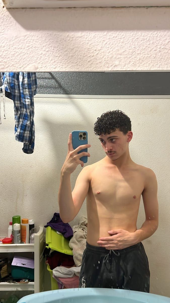 Madiane - Telegram gay à Vallorbe Profil de Madiane, 23 ans, Telegram gay à Vallorbe (Vaud)