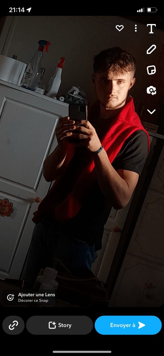 Profil de Dave, 32 ans, Telegram gay à Dotzigen (Berne)
