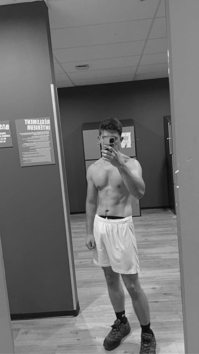 Mauricio - Telegram gay à Ennetmoos Profil de Mauricio, 37 ans, Telegram gay à Ennetmoos (Nidwald)