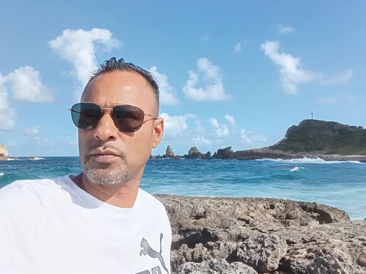 Aleksei - Telegram gay à Wolfwil Profil de Aleksei, 43 ans, Telegram gay à Wolfwil (Soleure)