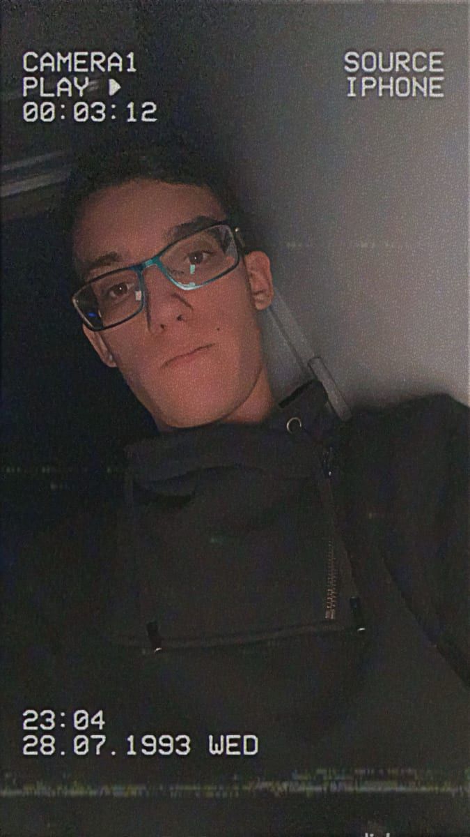 Miki - Telegram gay à Lohnstorf Profil de Miki, 28 ans, Telegram gay à Lohnstorf (Berne)