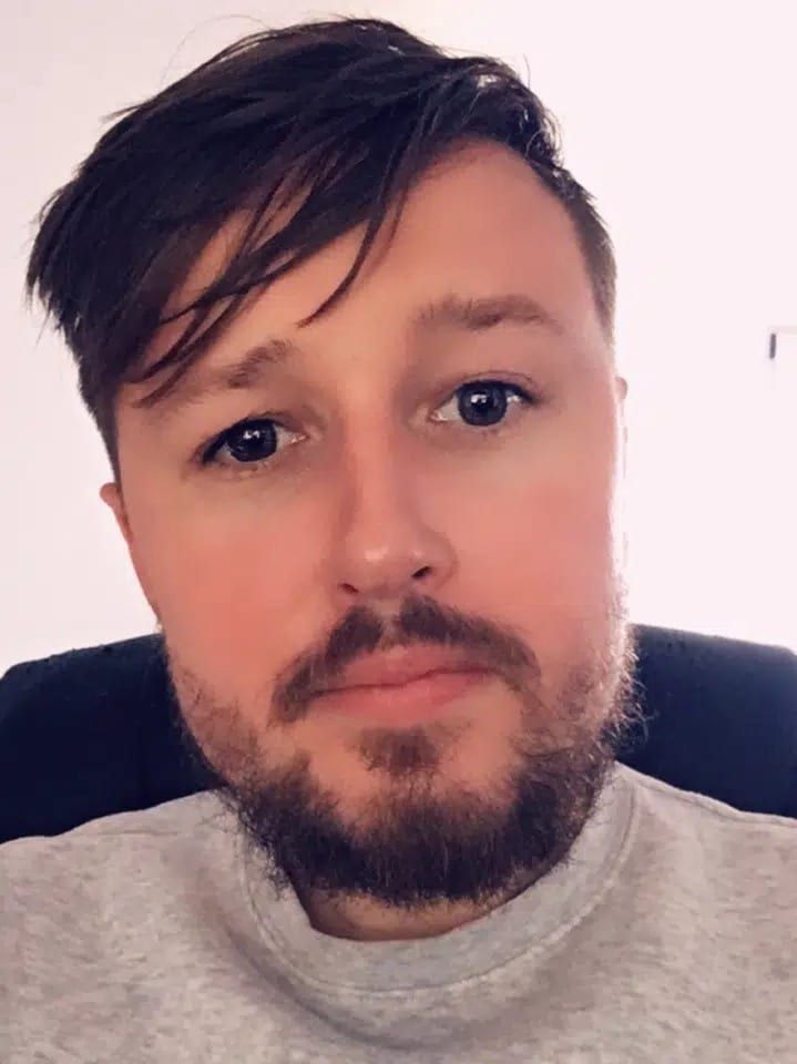 Lilian - Telegram gay à Oberbalm Profil de Lilian, 41 ans, Telegram gay à Oberbalm (Berne)