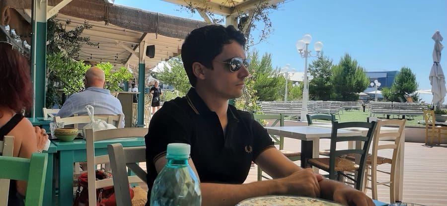 Riyan - Telegram gay à Schattdorf Profil de Riyan, 22 ans, Telegram gay à Schattdorf (Uri)