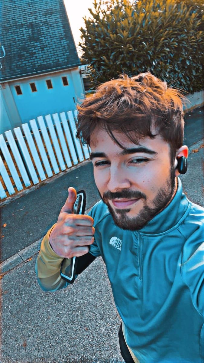 Edouart - Telegram gay à Walkringen Profil de Edouart, 32 ans, Telegram gay à Walkringen (Berne)