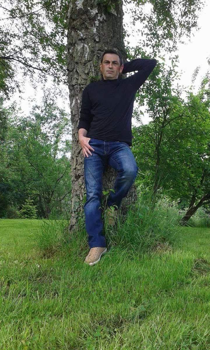 Xabier - Telegram gay à Flüelen Profil de Xabier, 27 ans, Telegram gay à Flüelen (Uri)