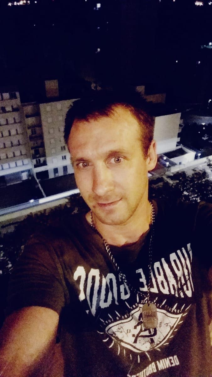 Maxan - Telegram gay à Silenen Profil de Maxan, 44 ans, Telegram gay à Silenen (Uri)