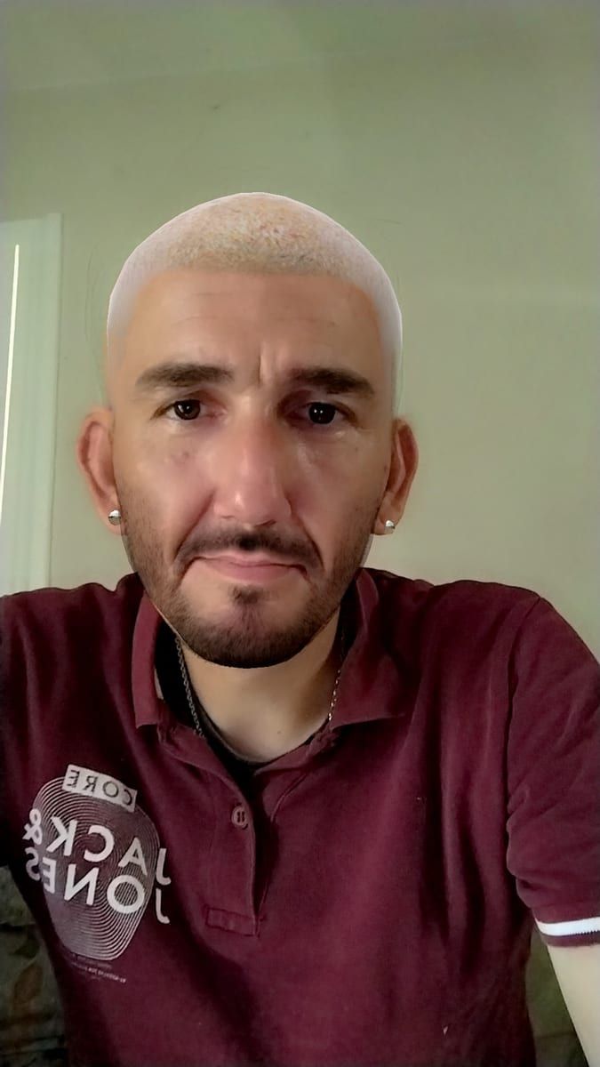 Chahine - Telegram gay à Root Profil de Chahine, 35 ans, Telegram gay à Root (Lucerne)