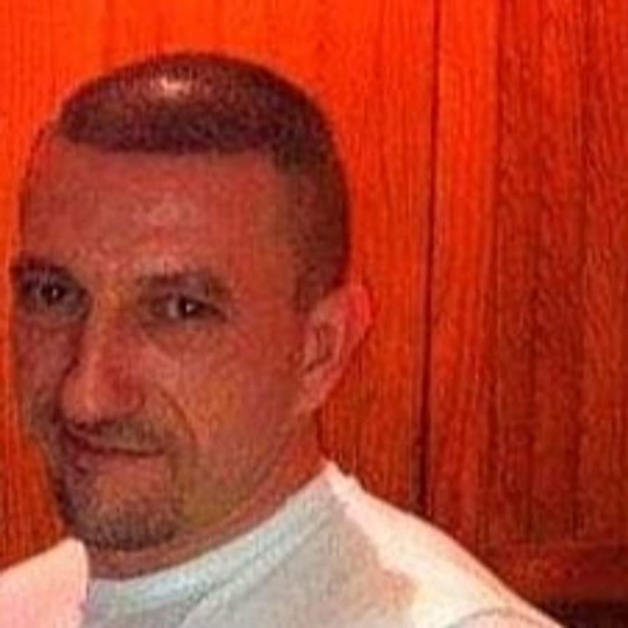 Alan - Telegram gay à Gampelen Profil de Alan, 31 ans, Telegram gay à Gampelen (Berne)