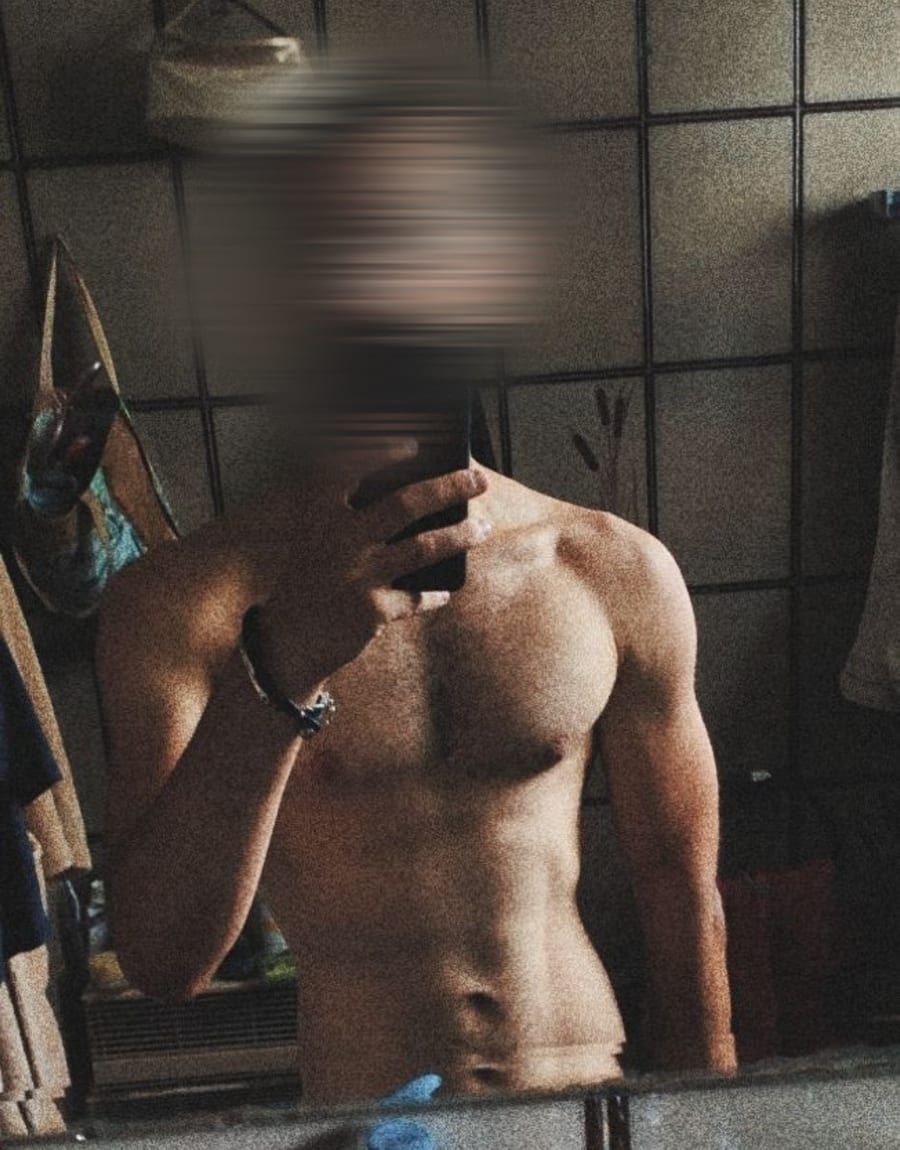 Harena - Telegram gay à Chermignon Profil de Harena, 30 ans, Telegram gay à Chermignon (Valais)