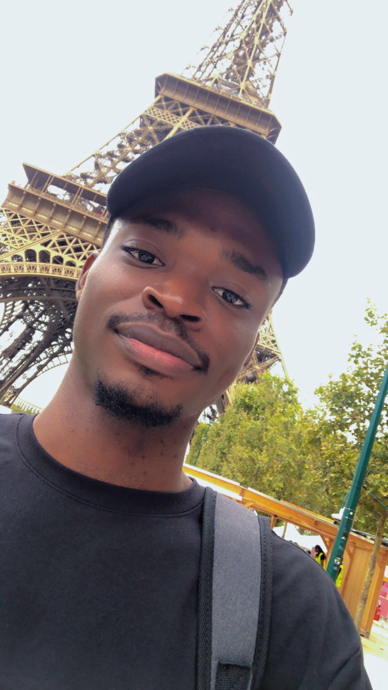 Guillermo - Telegram gay à Visperterminen Profil de Guillermo, 22 ans, Telegram gay à Visperterminen (Valais)